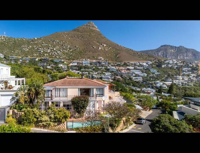 9 BEDROOM HOUSE FOR SALE IN LLANDUDNO